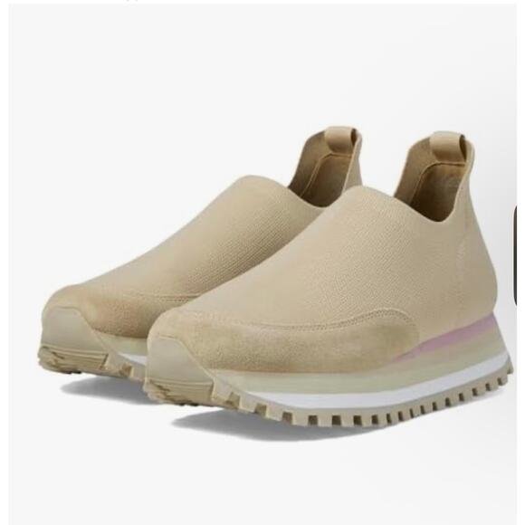 Blondo Shoes - New Blondo Lakelyn Knit Sneaker tan size 8 1/2